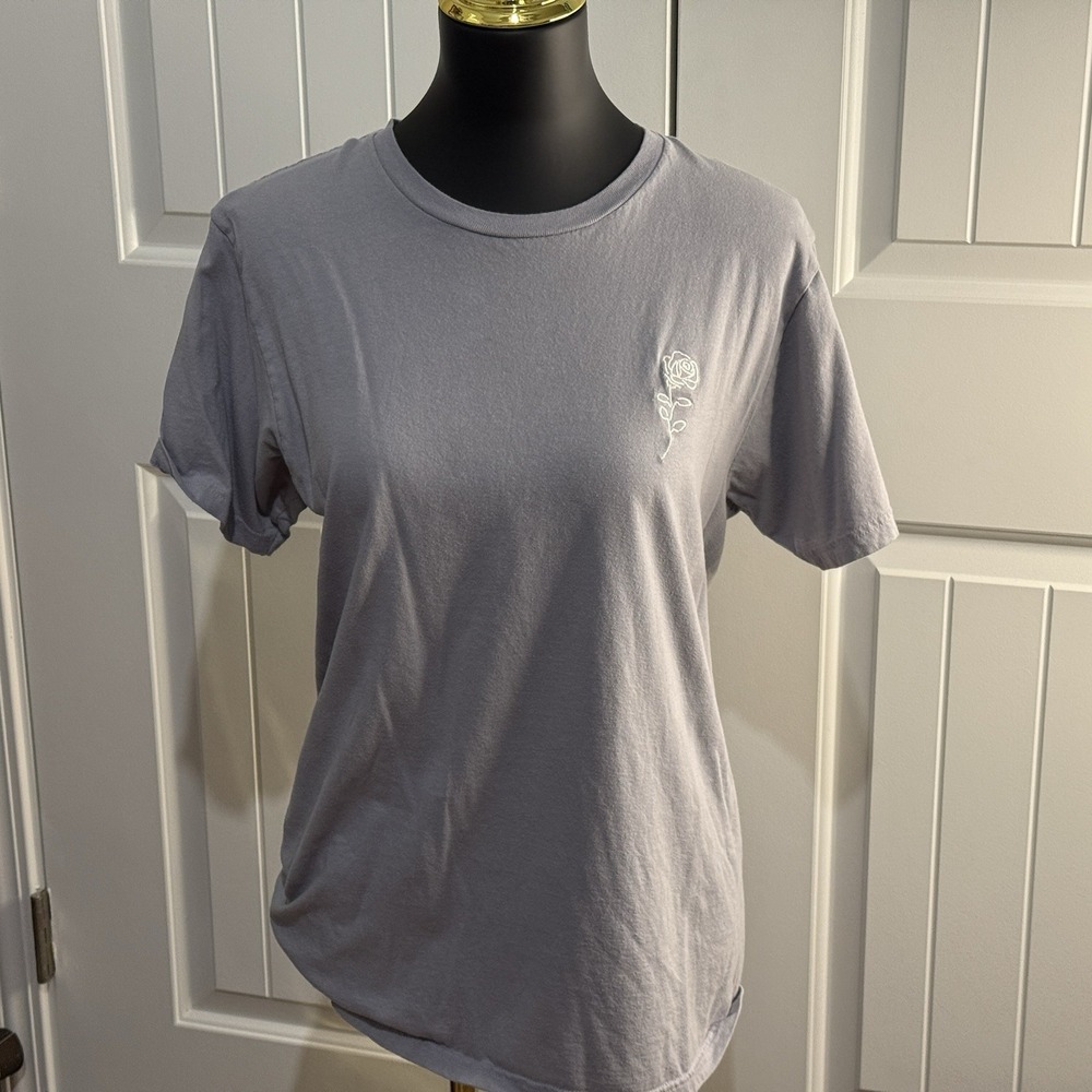 Lavender‎ Rose Ladies T-shirt Medium